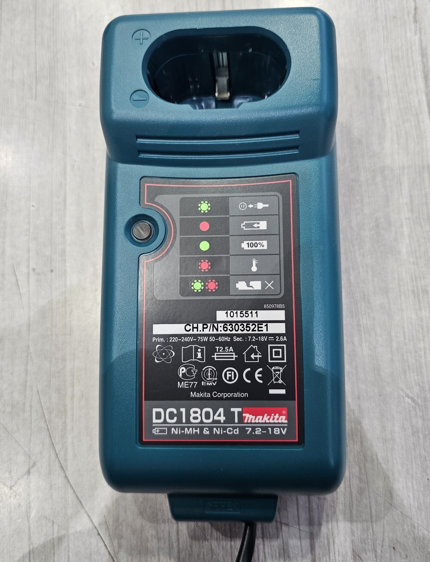 شارژر 18 ولت ماکیتا-اصل DC1804T